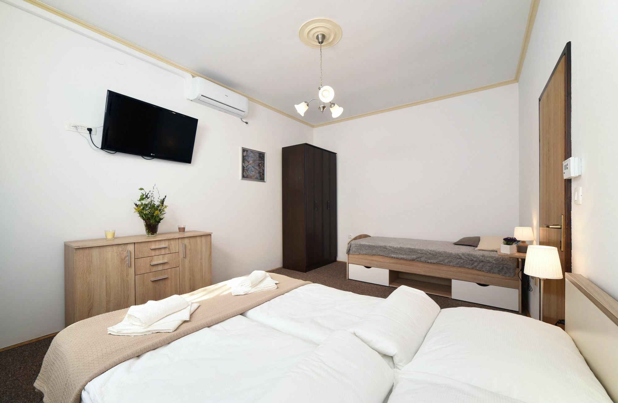 Apartment Prilaz Загреб Екстериор снимка